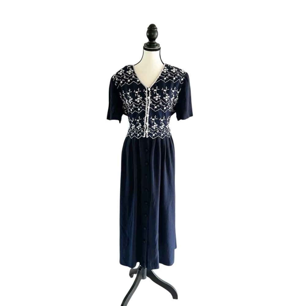 Vintage 90’s S.L. Fashions Dress Size 18 Navy Blue Floral Embroidered Faux Vest